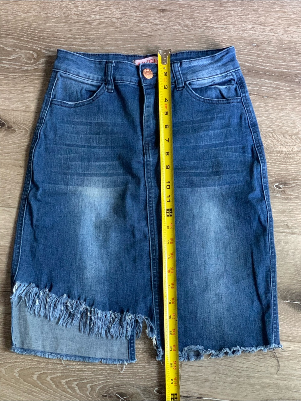 AQ Women’s Dark Blue Denim Fringe Hem Skirt Size M - Picture 7 of 7